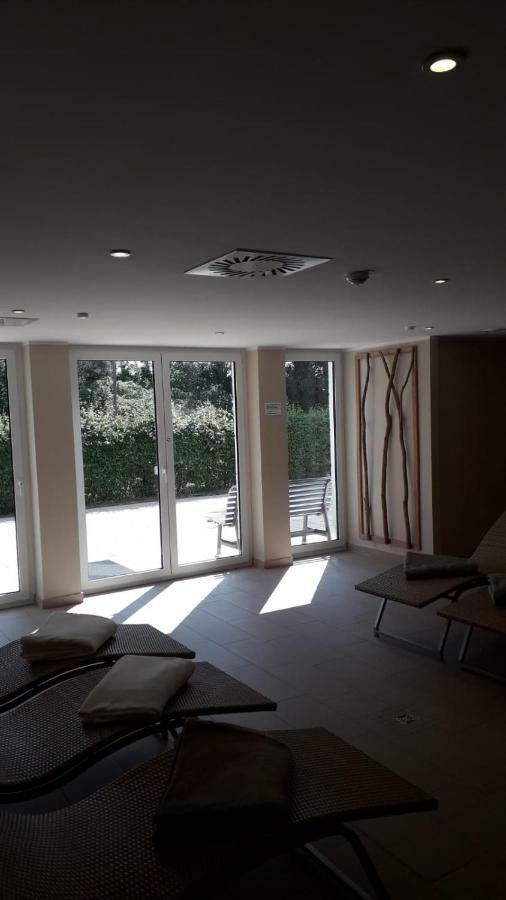 3 Zimmer Ferienwohnung Haus Meeresblick Mit Meerblick A005 Mit Suedterrasse Und Strandkorb Бабе Екстер'єр фото